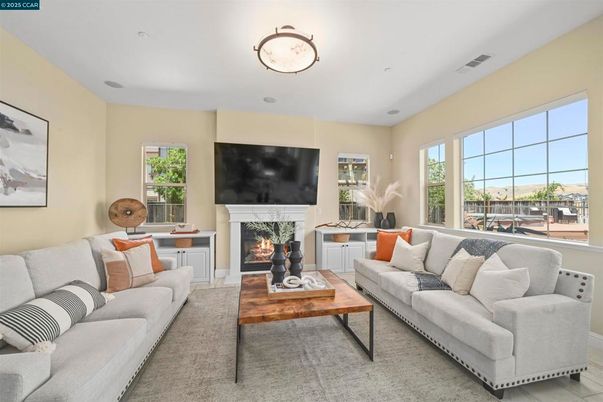 Fireplace, Interior, Living room, Recessed Lighting