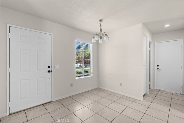 Chandelier, Empty room, Interior, Recessed Lighting