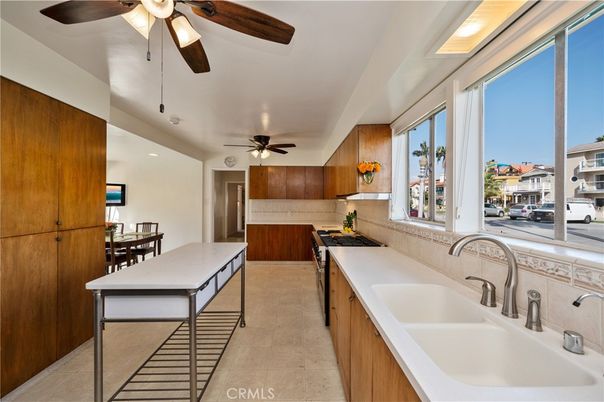Interior, Kitchen, Recessed Lighting