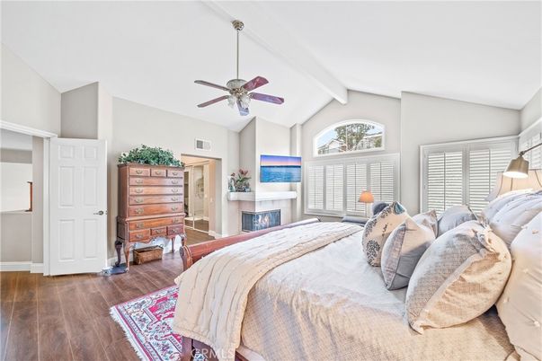 Bedroom, Fireplace, Interior, Wood Texture Flooring