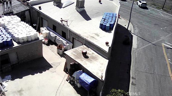 Exterior, Drone