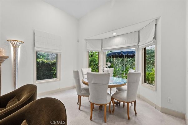 Dining room, Interior, Recessed Lighting