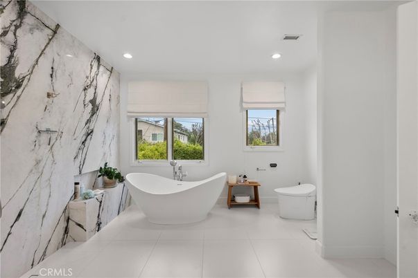 Bathroom, Free Standing Baths, Interior, Marble Walls, Recessed Lighting