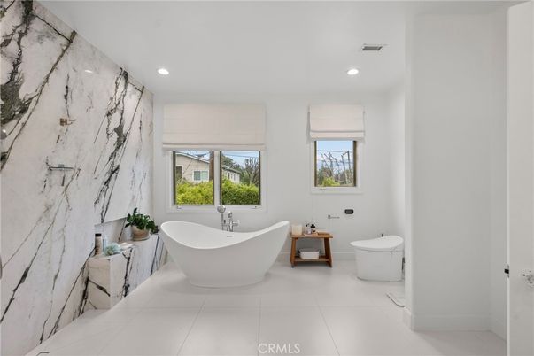Bathroom, Free Standing Baths, Interior, Marble Walls, Recessed Lighting