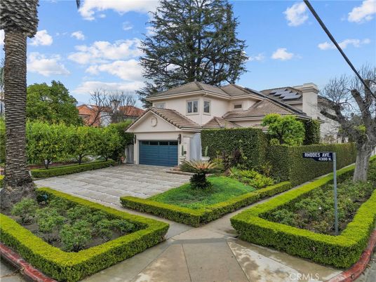 Attached, Backyard, Exterior, Facade, Mediterranean