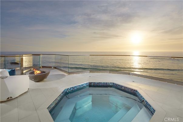 Exterior, Pool, Water