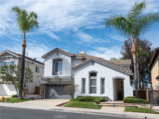Attached, Exterior, Facade, Spanish Mediterranean
