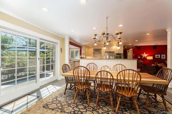 Chandelier, Dining room, Interior, Kitchen, Recessed Lighting