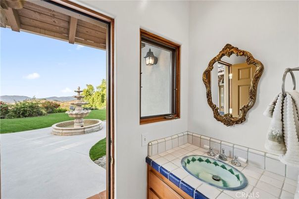 Bathroom, Interior, Tile Countertops