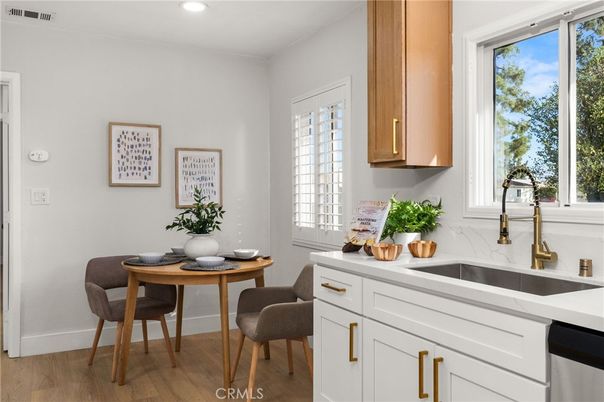 Dining room, Interior, Kitchen, Recessed Lighting, Wood Texture Flooring