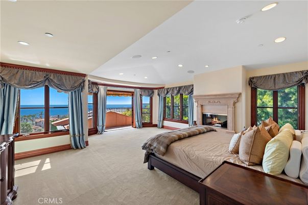 Bedroom, Fireplace, Interior, Recessed Lighting, Water