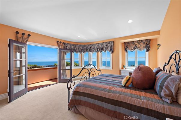 Bedroom, Interior, Recessed Lighting, Water