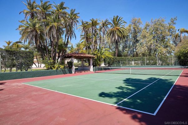 Exterior, Tennis Courts