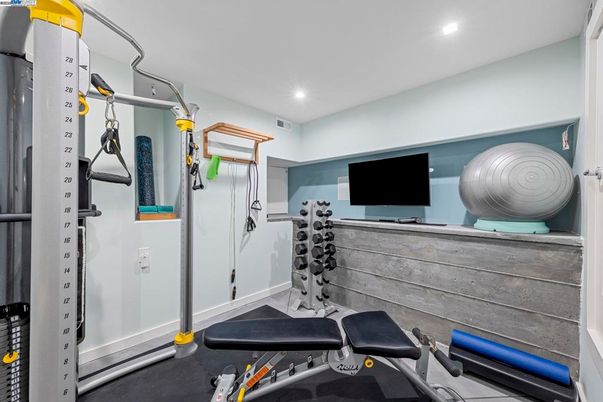 Fitness Equipment, Interior, Recessed Lighting