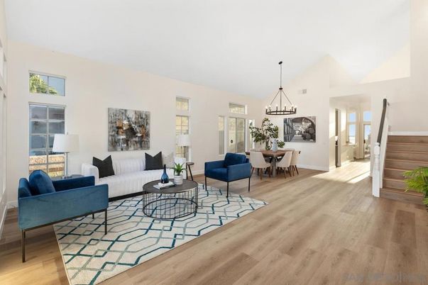 Chandelier, Dining room, Interior, Living room, Pendant Lights, Wood Texture Flooring