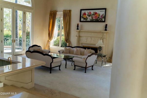 Fireplace, Interior, Living room