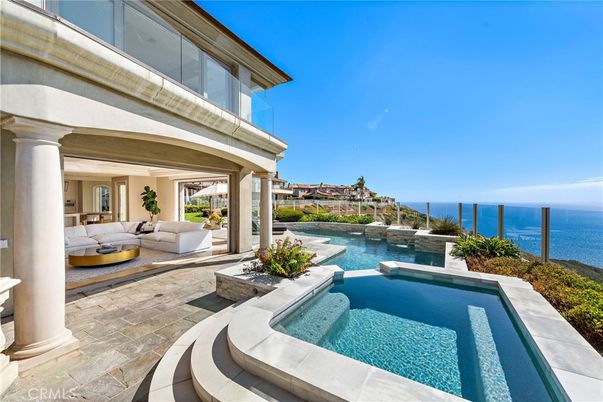 Exterior, Pool, Water