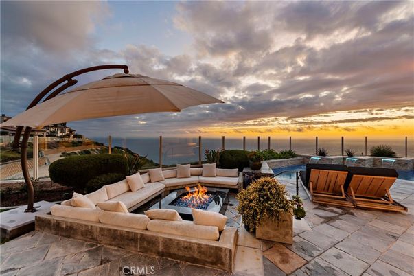 Exterior, Pool, Water