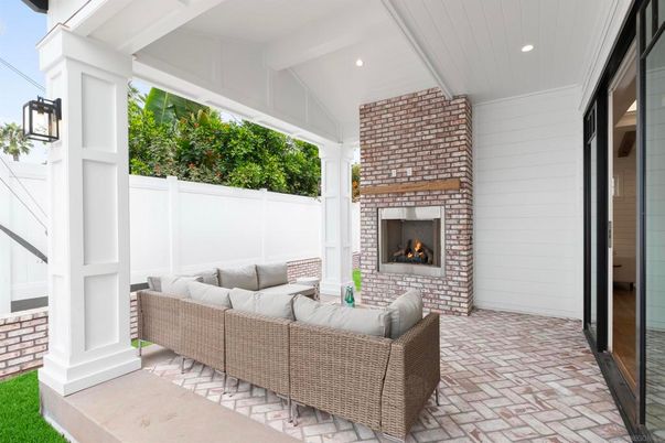 Exterior, Fireplace