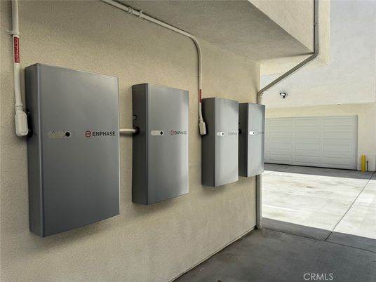 Elevator, Interior