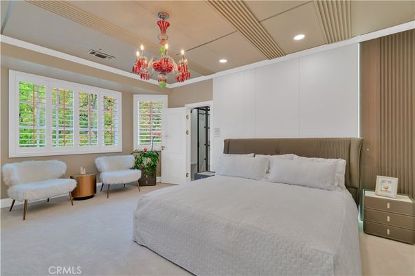 Bedroom, Chandelier, Interior, Recessed Lighting