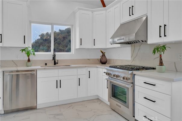 Interior, Kitchen, Marble, Stainless Steel Appliances