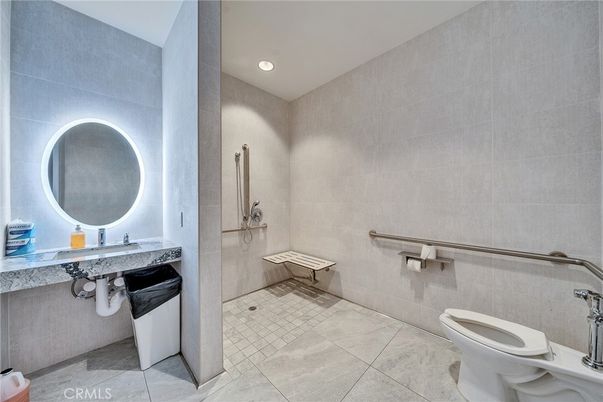 Bathroom, Interior, Recessed Lighting