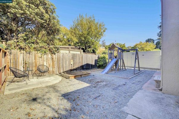 Backyard, Exterior, Playground
