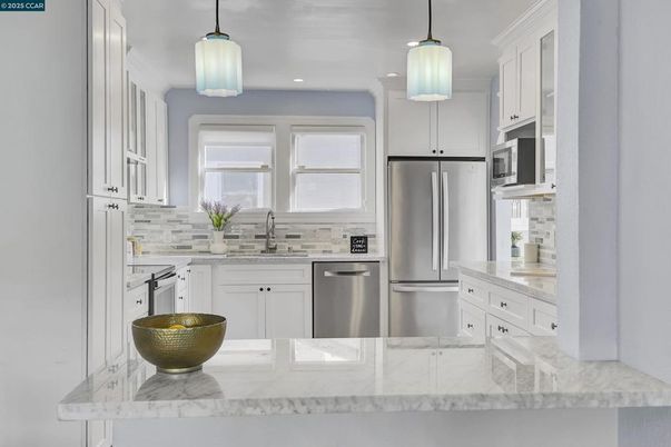 Interior, Kitchen, Pendant Lights, Recessed Lighting, Stainless Steel Appliances