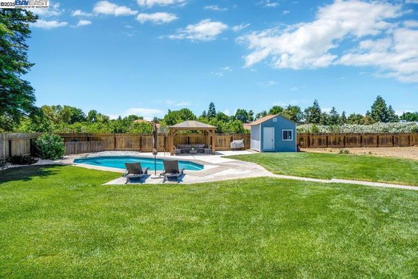 Backyard, Exterior, Pool