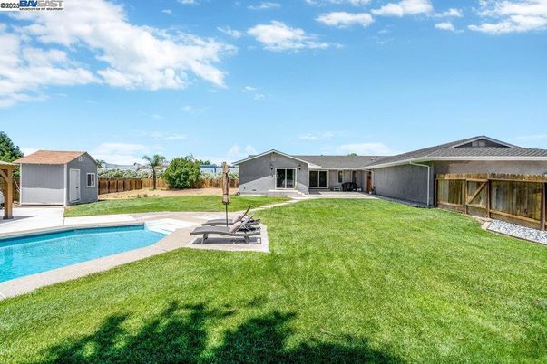 Backyard, Exterior, Pool