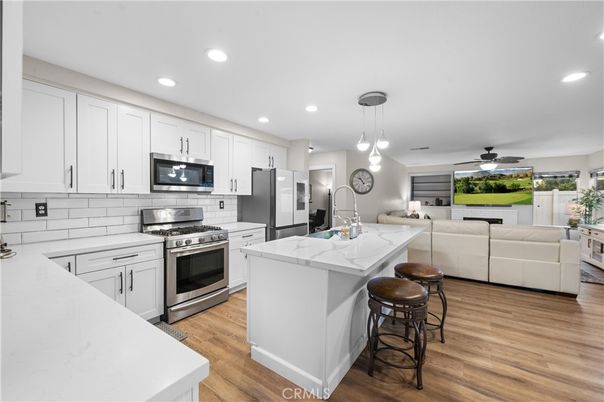 Interior, Kitchen, Living room, Pendant Lights, Recessed Lighting, Stainless Steel Appliances, Wood Texture Flooring