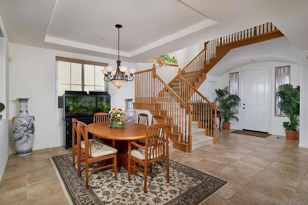 Chandelier, Dining room, Interior