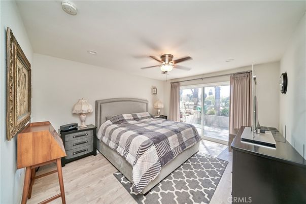 Bedroom, Home Office, Interior, Recessed Lighting, Wood Texture Flooring