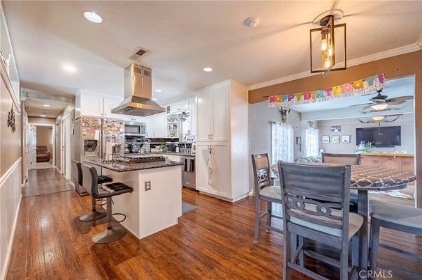 Dining room, Interior, Kitchen, Recessed Lighting, Wood Texture Flooring