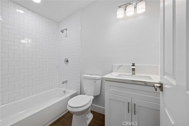 Bathroom, Interior, Recessed Lighting, Wood Texture Flooring