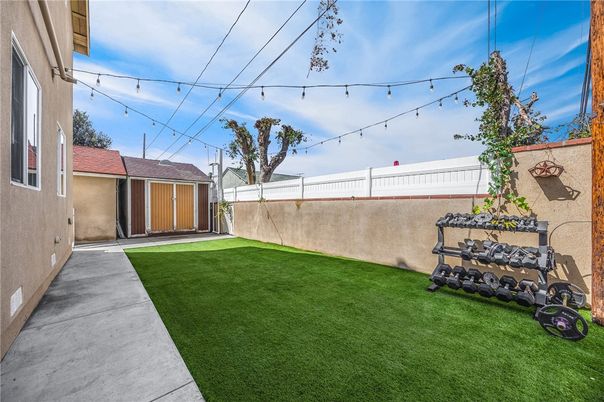 Backyard, Exterior