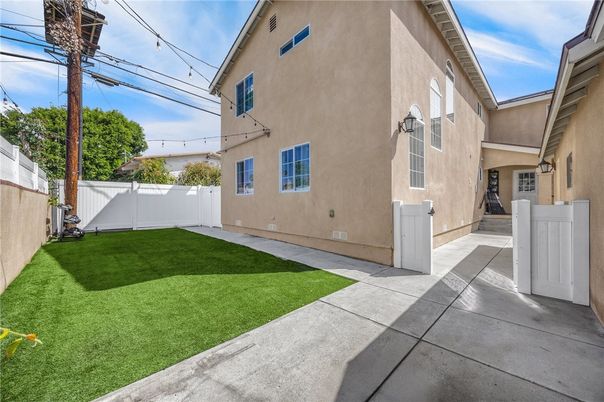 Backyard, Exterior
