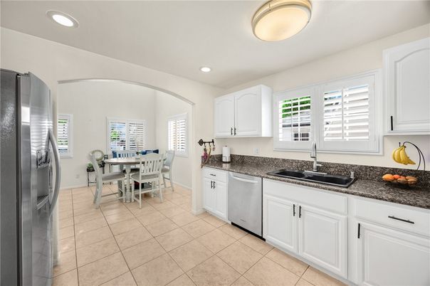 Dining room, Interior, Kitchen, Recessed Lighting