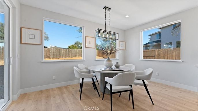 Dining room, Interior, Pendant Lights, Recessed Lighting, Wood Texture Flooring