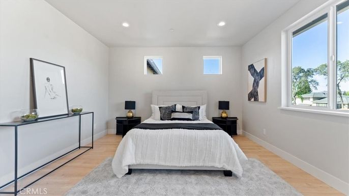 Bedroom, Interior, Recessed Lighting, Wood Texture Flooring