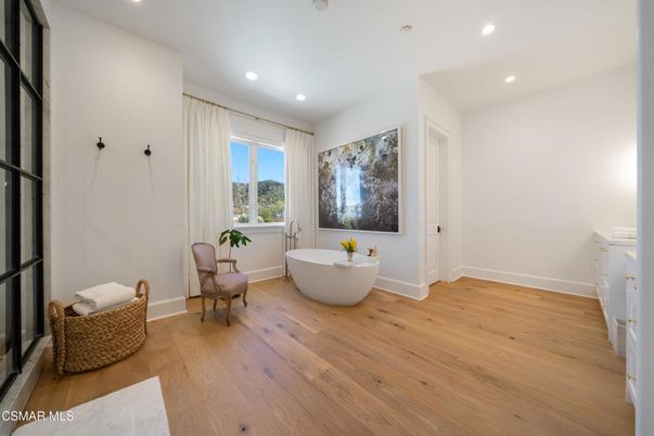 Bathroom, Free Standing Baths, Interior, Recessed Lighting, Wood Texture Flooring