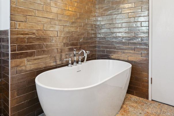 Bathroom, Free Standing Baths, Interior, Wooden Walls