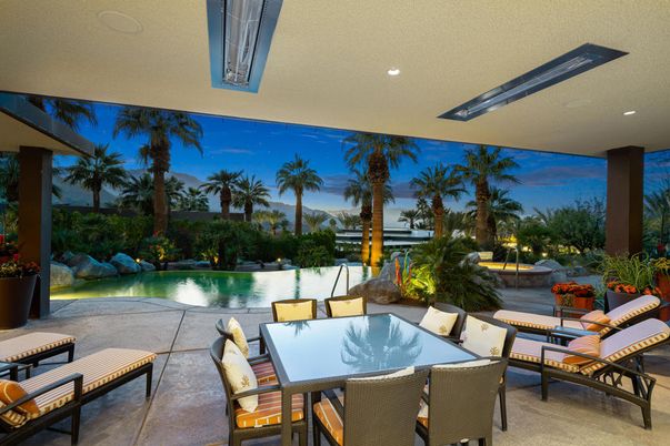 Exterior, Pool, Recessed Lighting