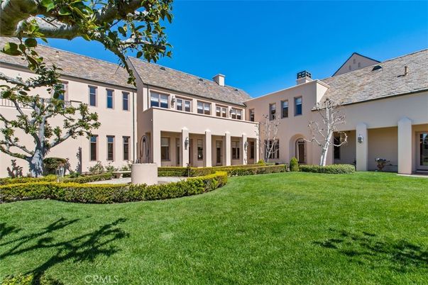 Backyard, Exterior, Facade, French Provincial