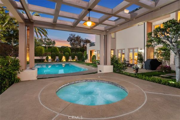 Exterior, Glass Ceilings, Pool