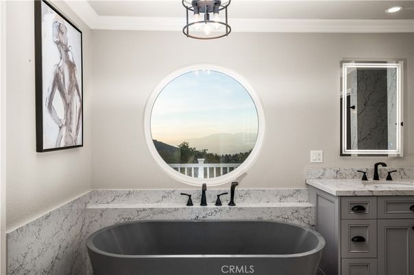 Bathroom, Free Standing Baths, Interior