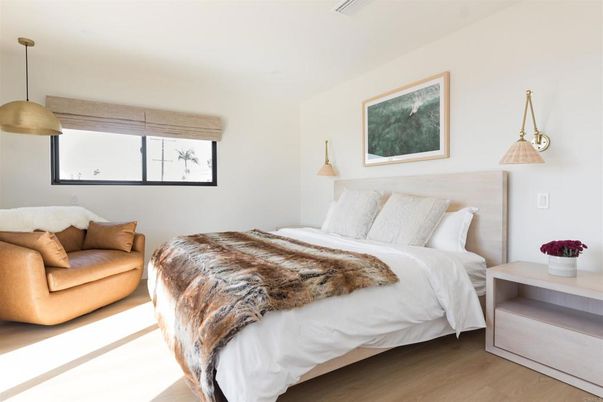 Bedroom, Interior, Pendant Lights, Wood Texture Flooring