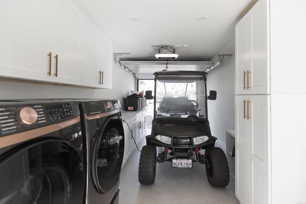 Garage, Interior, Washer