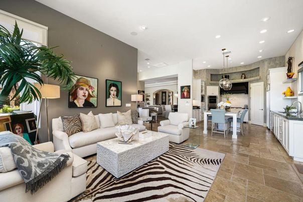 Dining room, Interior, Kitchen, Living room, Pendant Lights, Recessed Lighting, Stainless Steel Appliances
